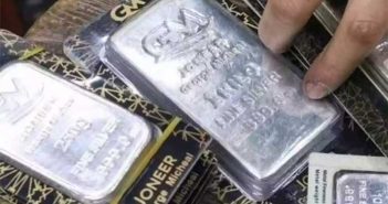 10000-kg-silver-bricks-worth-rs-94-crore-found-in-dusty-container