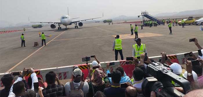 Flight-landing-at-Navi-Mumbai-Airport